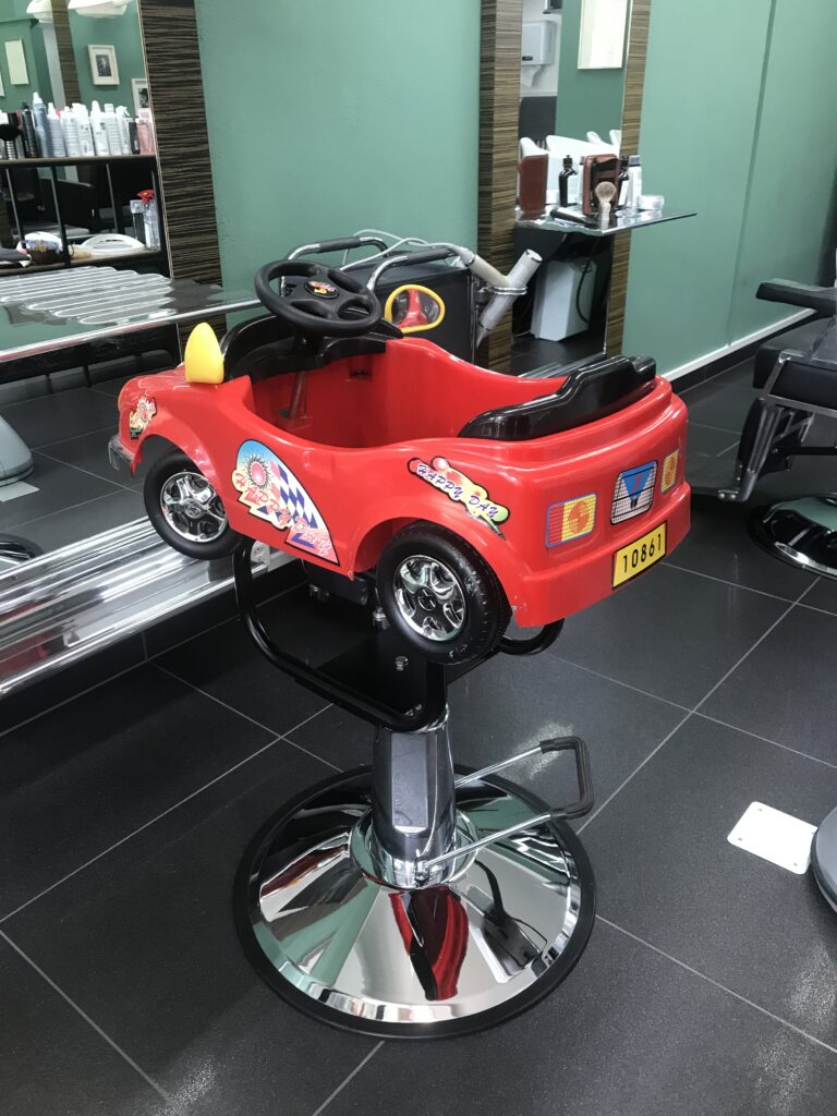 Coiffeur Löckli Oberengstringen – Salon Impression 4